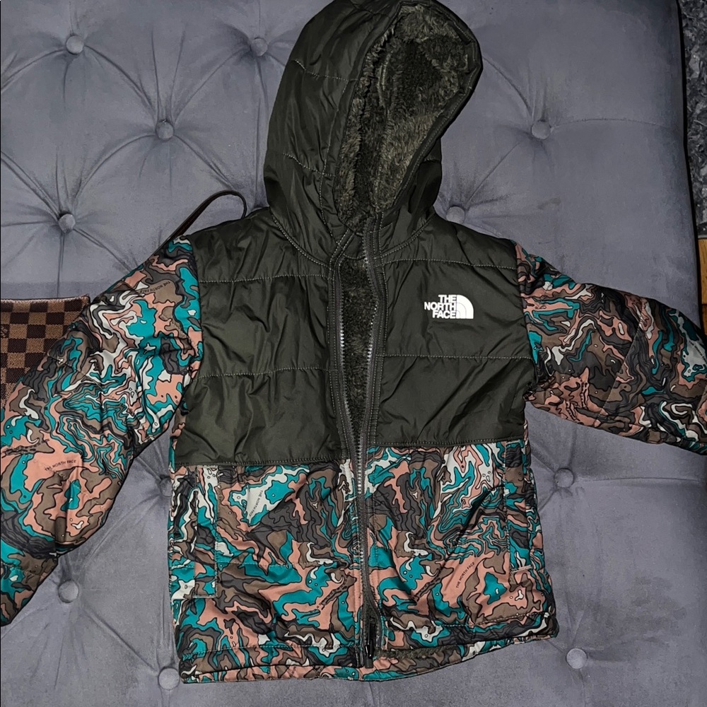 The North Face Black and Teal Patterned Jacket